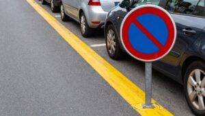 panneaux interdit de stationner